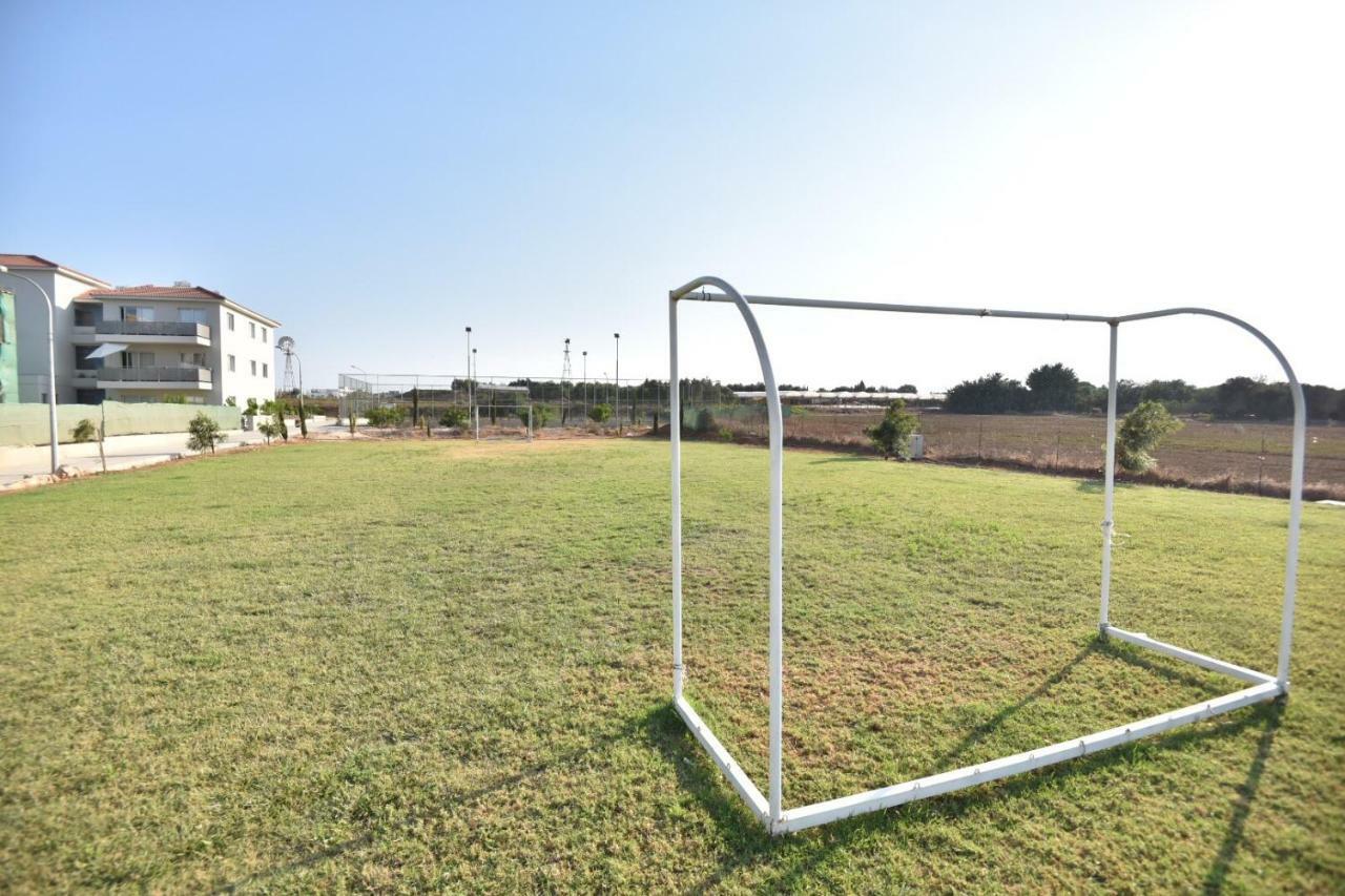 Limegrove Holiday Apartment Protarász Kültér fotó